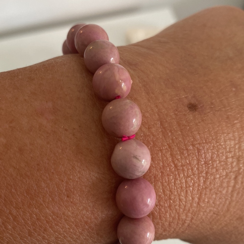 Uncommon Rocks Rhodonite Stone Bead Bracelet - Picture 7 of 7